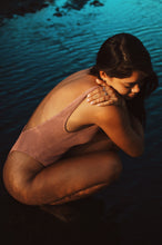 Load image into Gallery viewer, TOUCAN entero CRINKLE