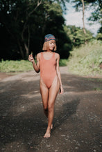 Load image into Gallery viewer, TOUCAN entero CRINKLE