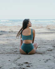 Load image into Gallery viewer, HERON bottom RIBBED