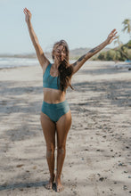 Load image into Gallery viewer, HERON bottom RIBBED